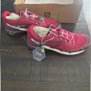 Salomon Womens Pathfinder Hiking Shoes Size 8.5 (3230433)